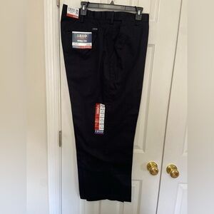 NWT men’s Izod flat front chinos pants 48 waist, 29 length